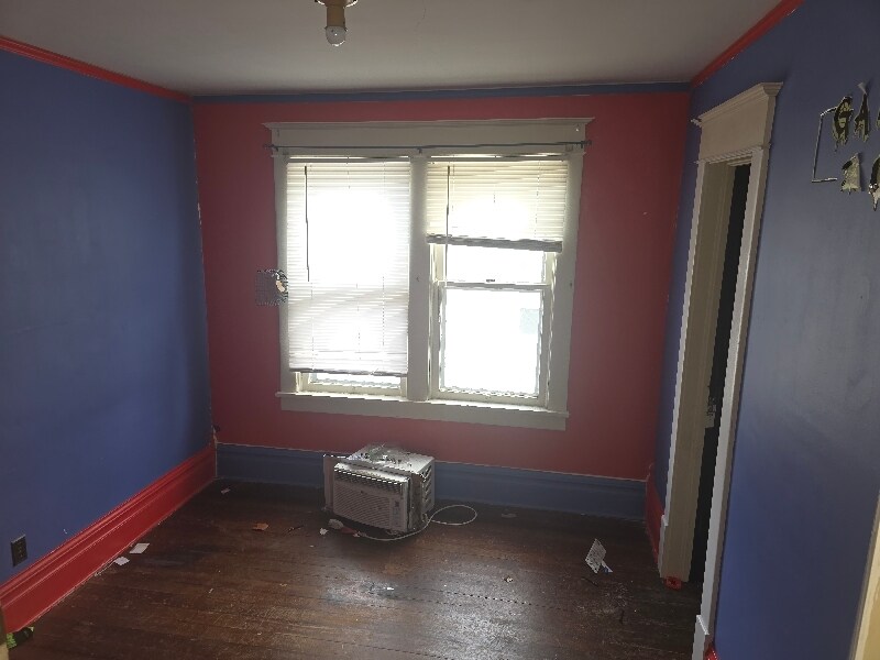 Building Photo - 625 Ruble Ave