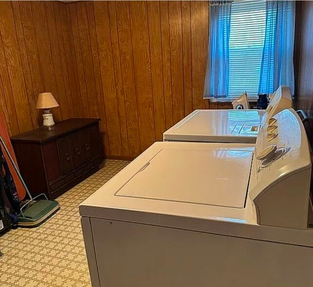 Building Photo - 308 Wyoming Rd