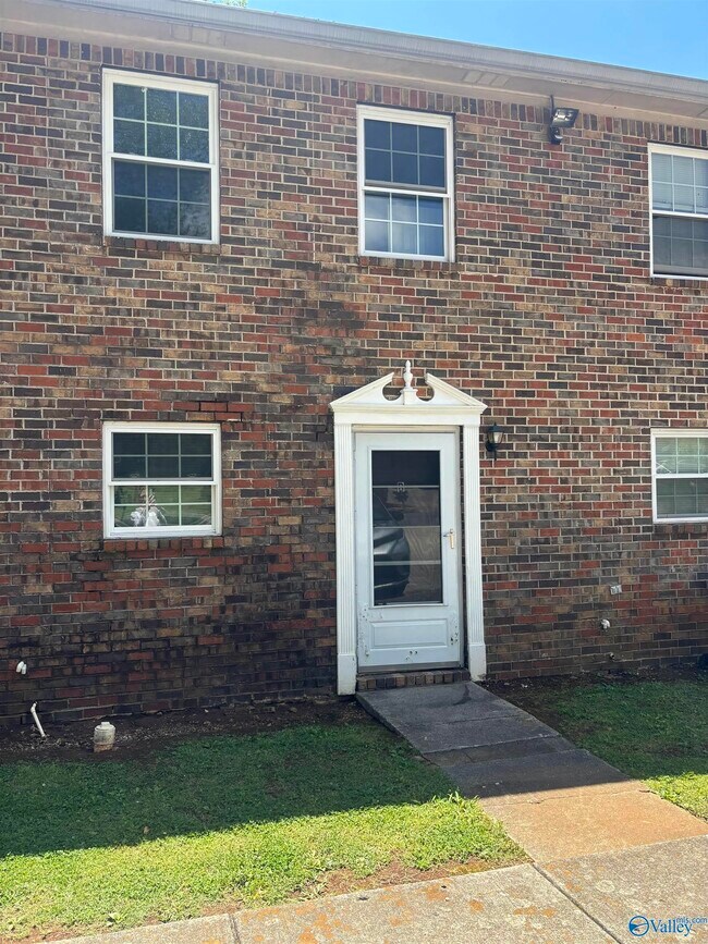 Building Photo - 4933 Cotton Row NW