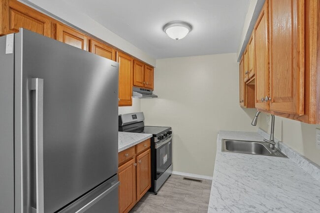 Building Photo - Recently Updated 3 Bedroom 1 Bath in Newar...