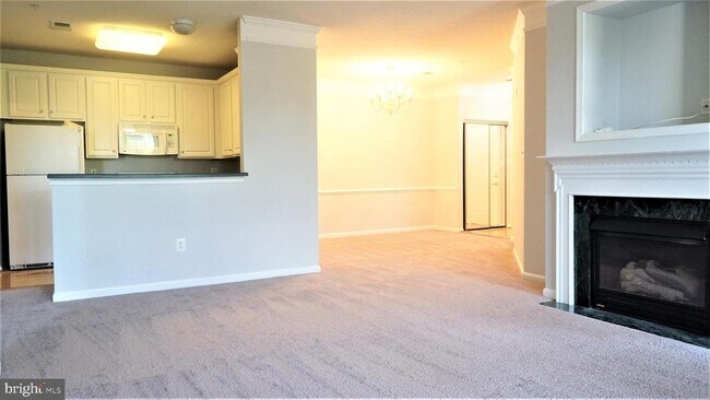 Building Photo - 12195 Abington Hall Pl