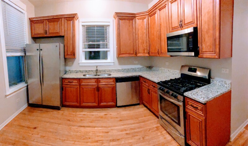 Building Photo - 3547 S Hermitage Ave