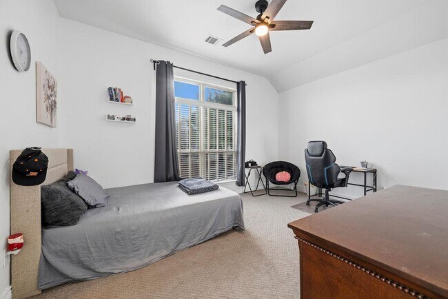 Building Photo - 504 Montalcino Ln