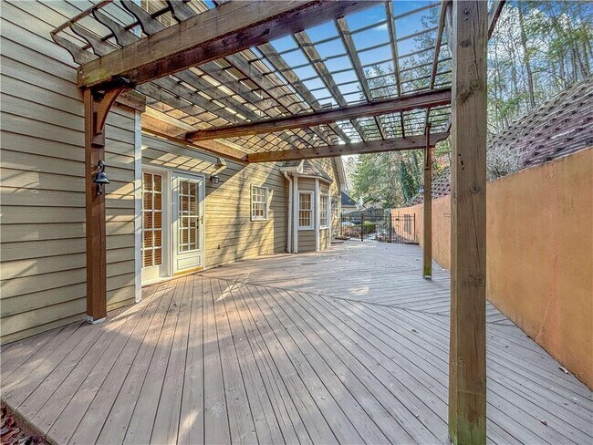 Building Photo - 4515 N Slope Cir