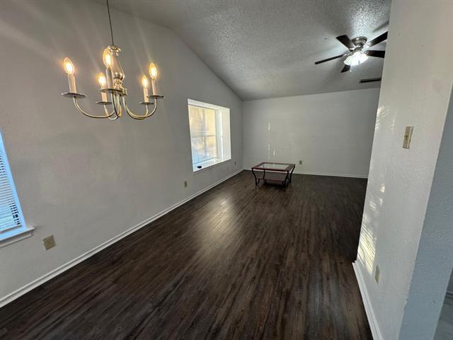 Building Photo - 500 Island Ct