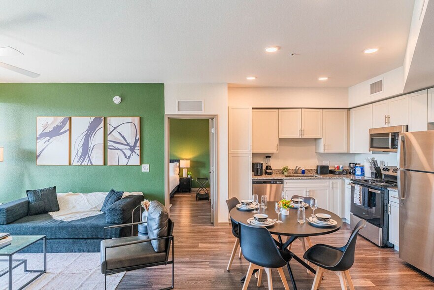 Building Photo - 9600 W Georgia Ave