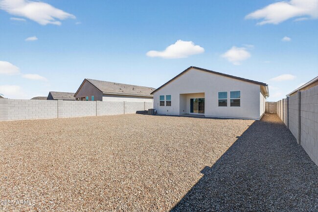 Building Photo - 30266 N Acacia Dr.