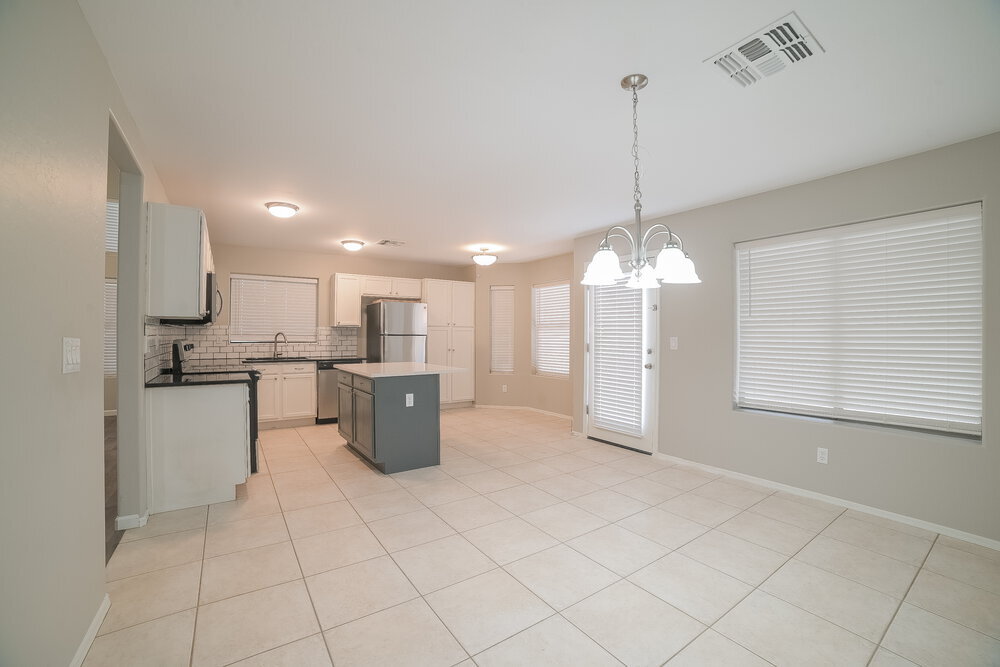 Building Photo - 7496 W Denaro Dr