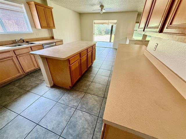 Building Photo - 7121 Lake Hawkins Dr