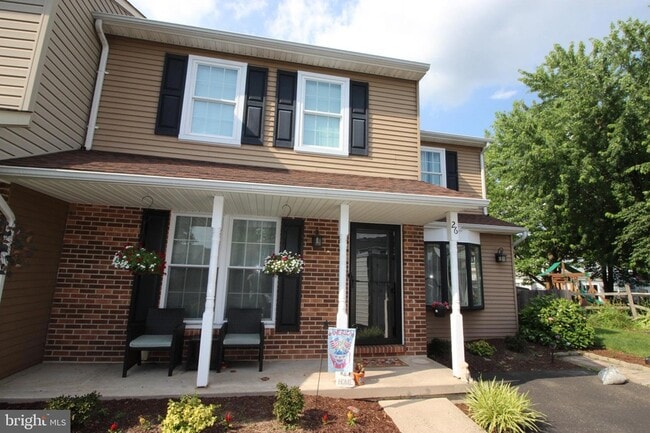 Building Photo - 26 Steeplechase Cir