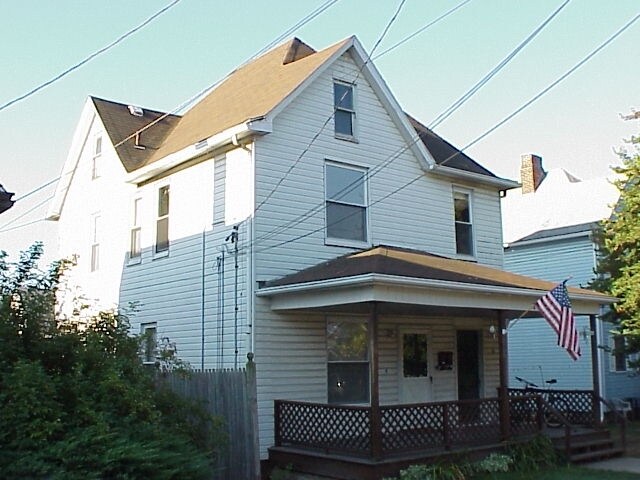 Front View - 327 W Brady St