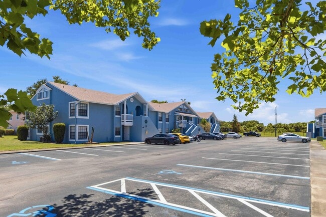 Building Photo - 2107 Hidden Grove Ln