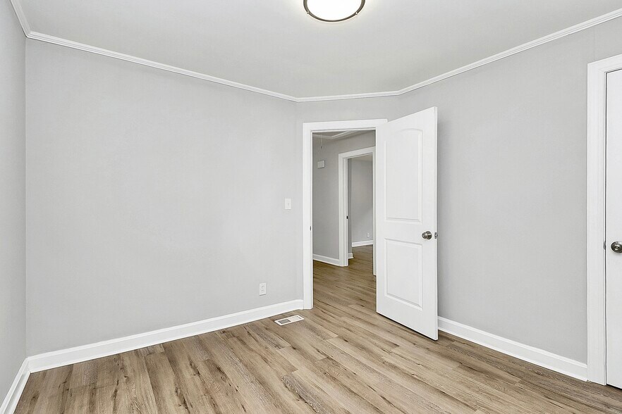 Building Photo - 2318 Amber Crest Dr