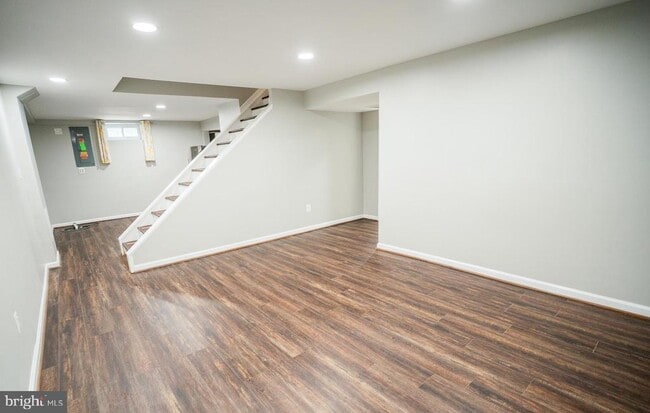 Building Photo - 10 Kilkea Ct