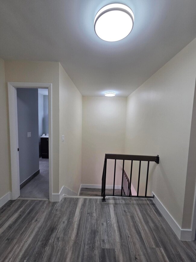 Building Photo - 6274 Seven Springs Blvd