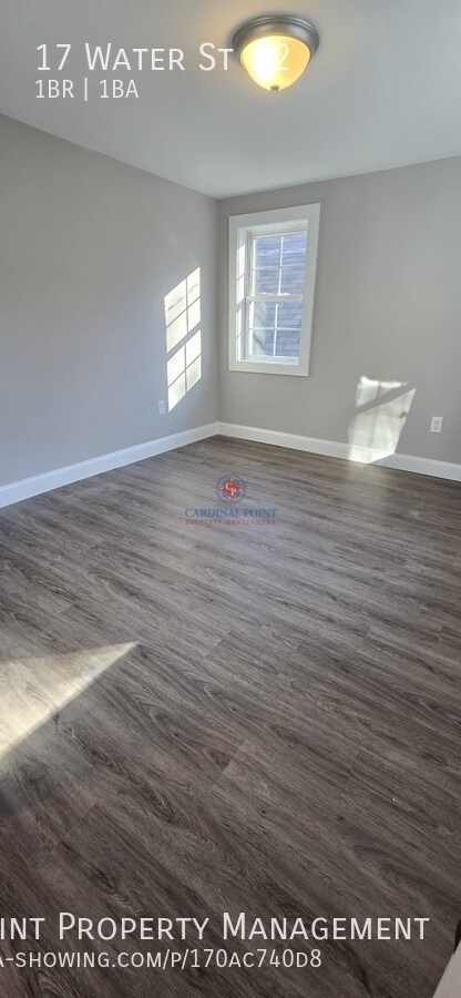 Building Photo - 17 Water St