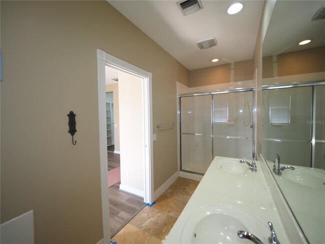 Building Photo - 1649 Napoli Dr W