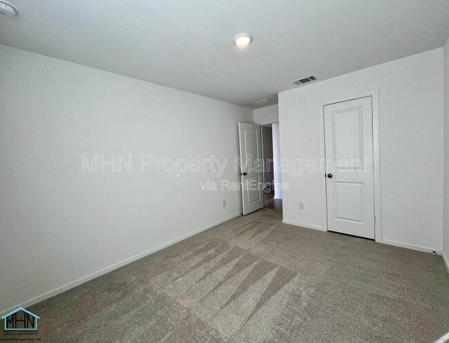 Building Photo - 12931 Kathleen St