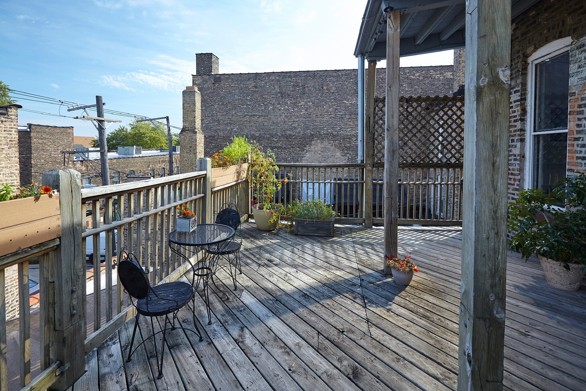 Building Photo - 2716 W North Ave