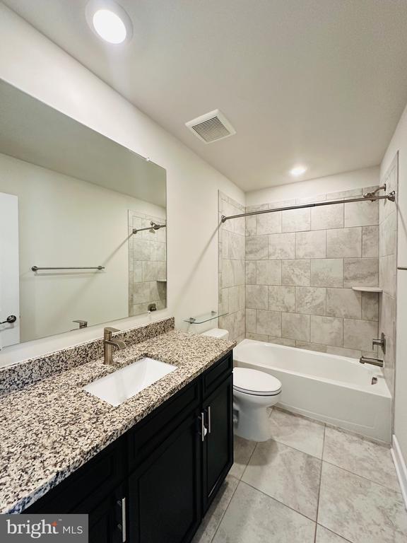 Building Photo - 5835 Kate Chopin Pl