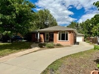 Building Photo - Beautiful 2 bedroom, 1.5 bathrooms plus an office!! Available NOW!