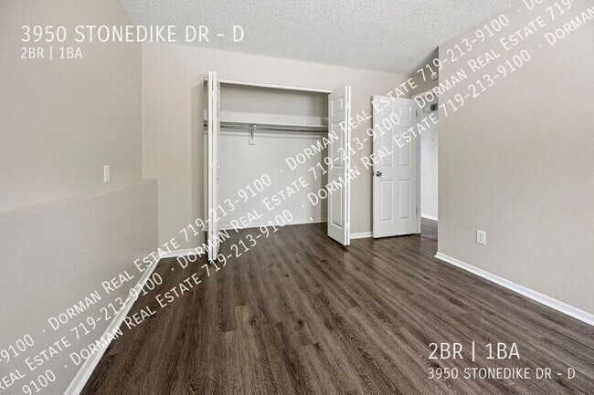 Building Photo - 3950 Stonedike Dr