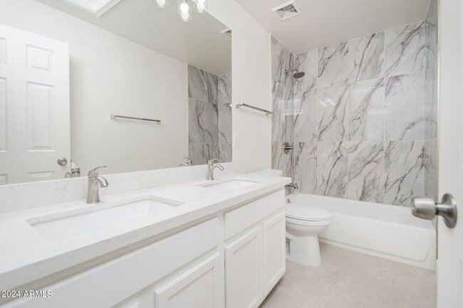 Building Photo - 26515 N 67th Dr