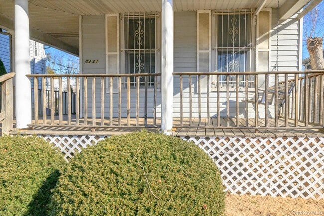 Building Photo - 84-21-84120 120th St