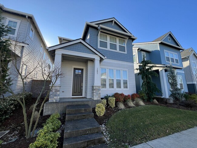 Building Photo - 3-Bedroom Home in Reed’s Crossing with Luxurious Primary Suite & Open Floor Plan, Fireplace, Wash...