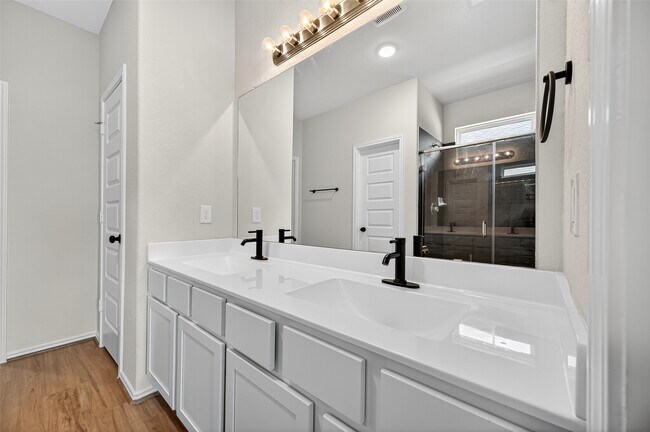 Building Photo - 22827 Xanthos St