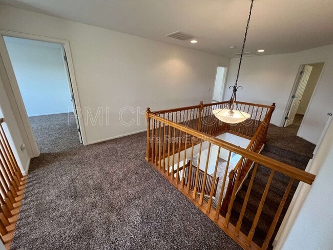 Building Photo - 2115 Selenite Ct