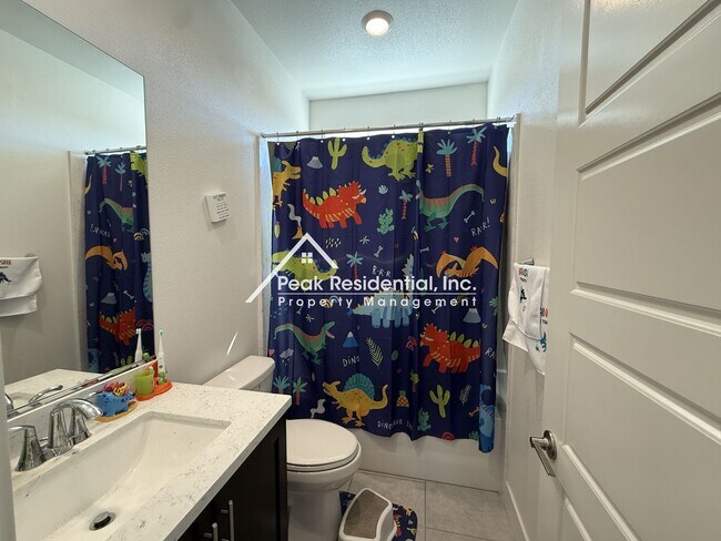 Building Photo - 3535 Heron Ct