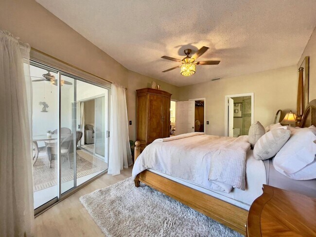 Building Photo - 202 Cypress Point Dr