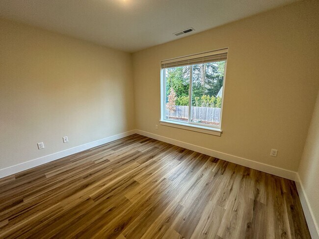 Building Photo - BOONE661-663 -NEW