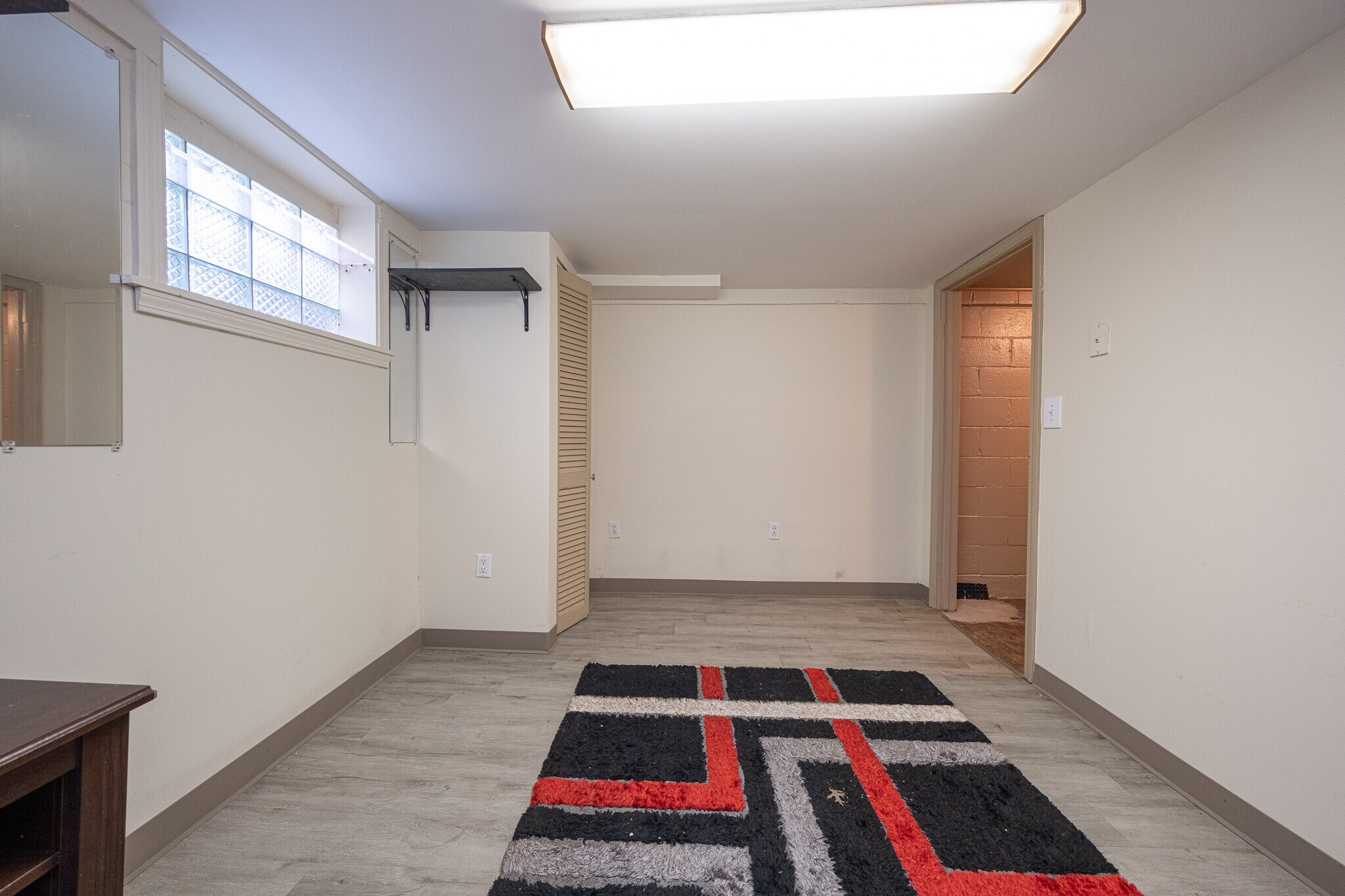 Building Photo - 445 Jenne Dr