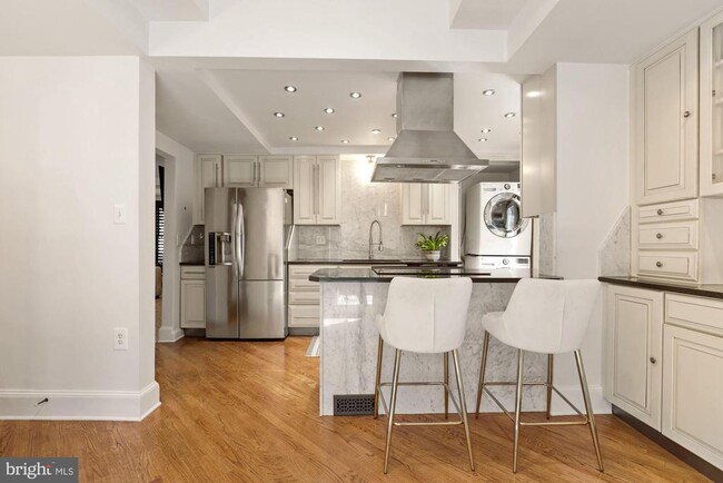 Building Photo - 2730 Oak Valley Dr