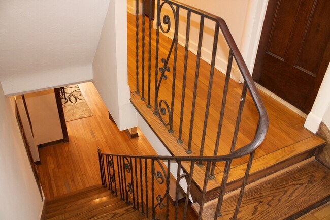 Building Photo - 15388 Glynn Rd