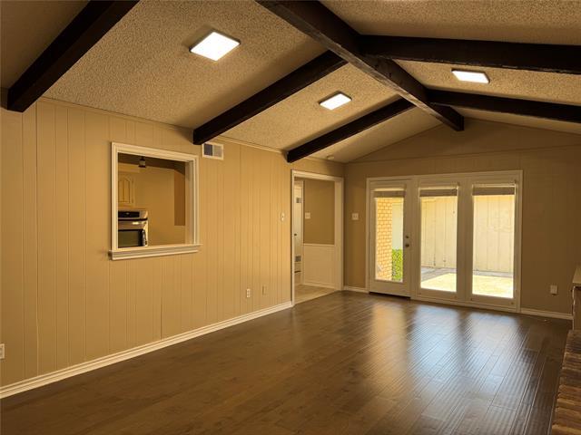 Building Photo - 3786 Weeburn Dr
