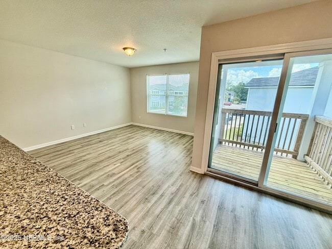 Building Photo - 9109 Western Way