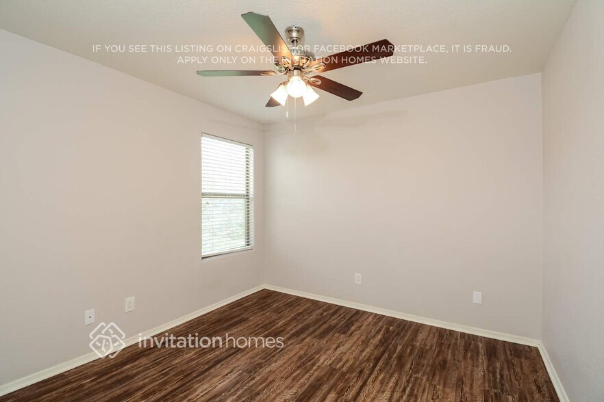 Building Photo - 8524 N 64th Ave