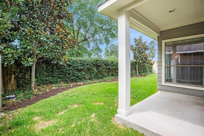 Building Photo - 14302 Coles Crossing Dr N