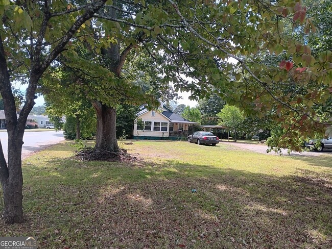 Building Photo - 406 Brookwood Dr