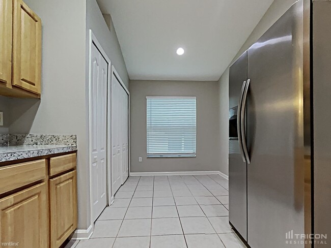 Building Photo - 7848 Mariners Harbour Dr