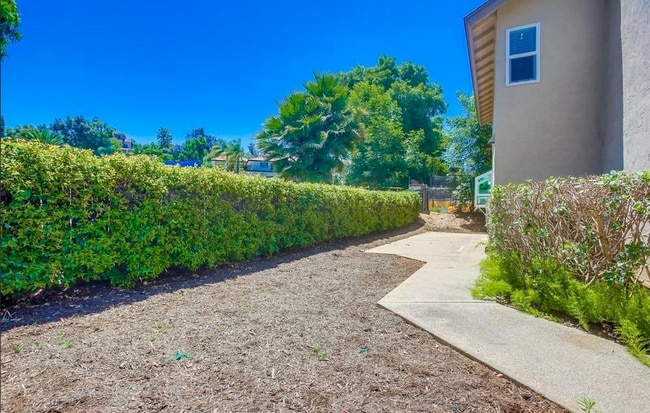 Building Photo - 2074 Caraway St