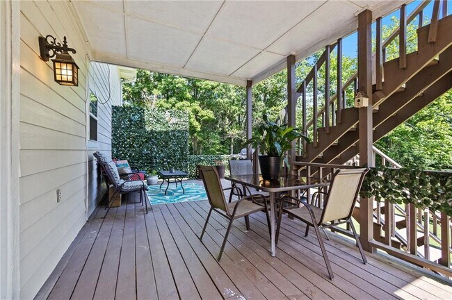 Building Photo - 10940 Devils Den Rd