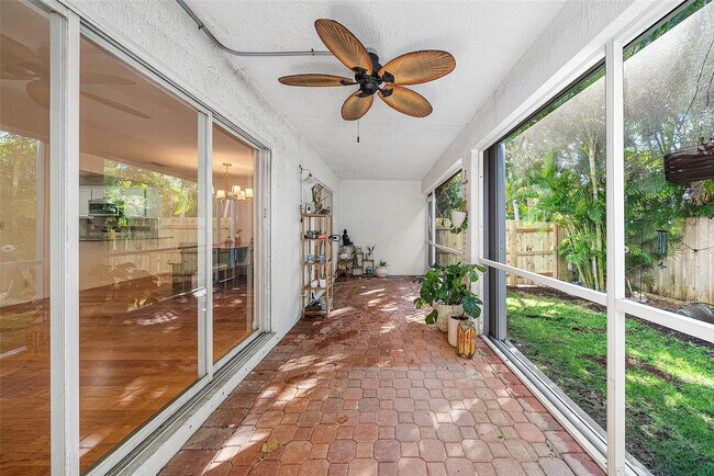 Building Photo - 2940 Florida Blvd