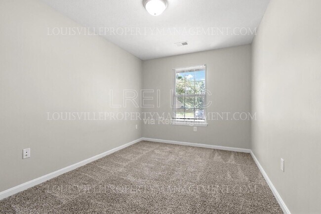 Building Photo - 304 Keeneland Dr