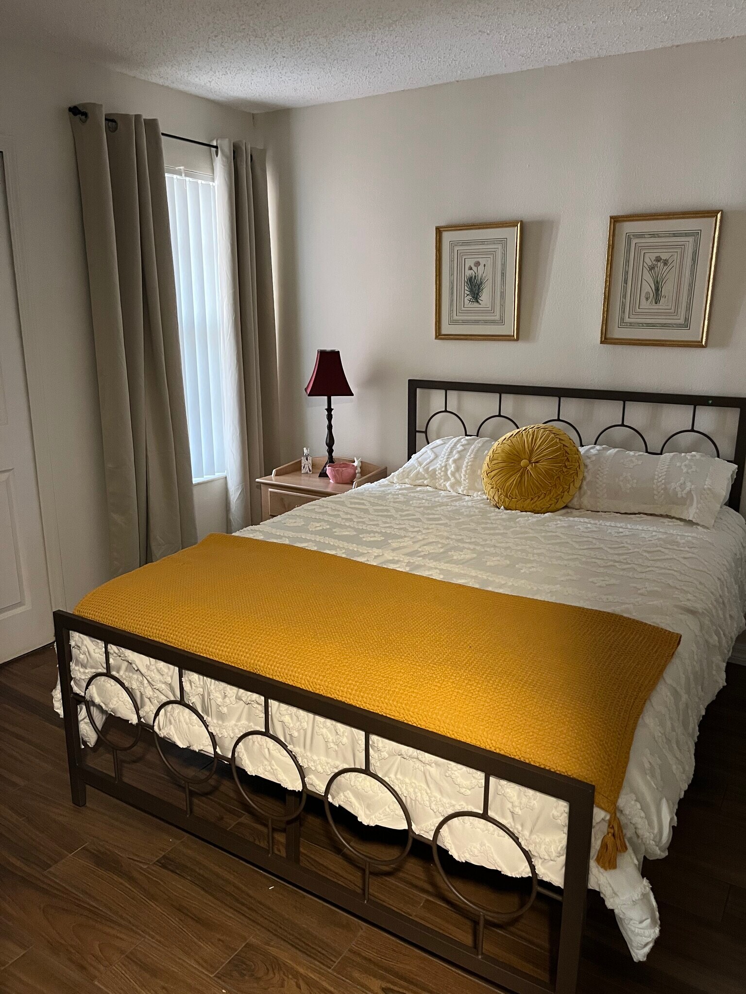 Building Photo - 2489 Sweetwater Club Cir