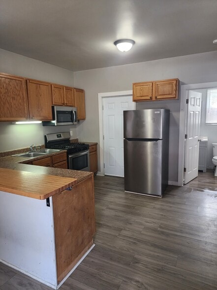 Building Photo - 2815 Pinard St