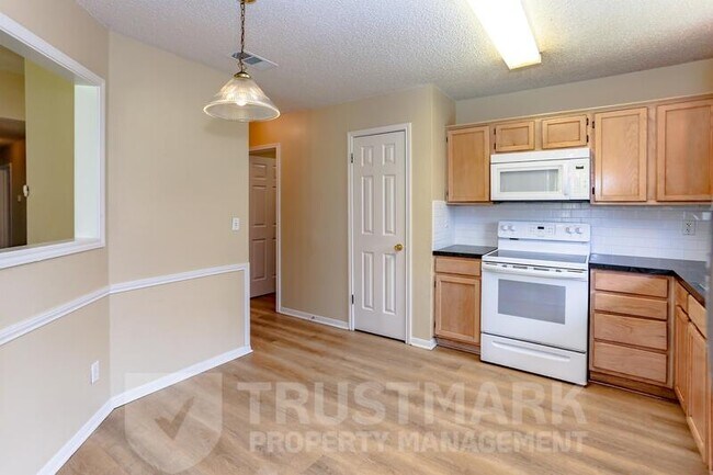 Building Photo - 4805 Frontier Trail